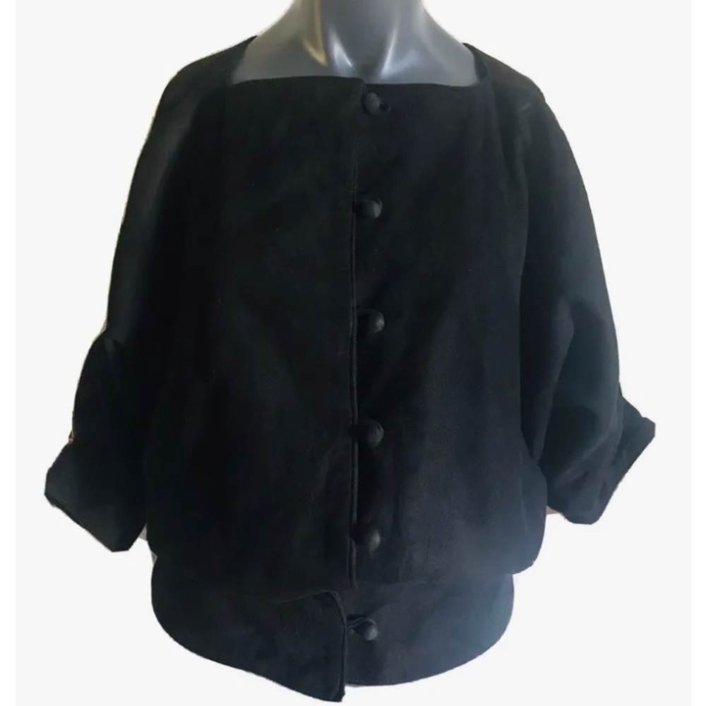 “FENDI “ ROMA BLACK LEATHER JACKET  WITH GATHERED SLEVES. Vintage Fendi.